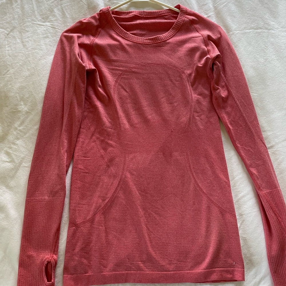 Lululemon Swiftly Tech Long Sleeve Shirt - Hip Length